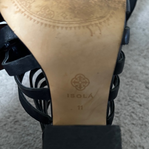 Isola size 11 Black Caged Leather Sandals with heel enclosure zippers. - Picture 8 of 15